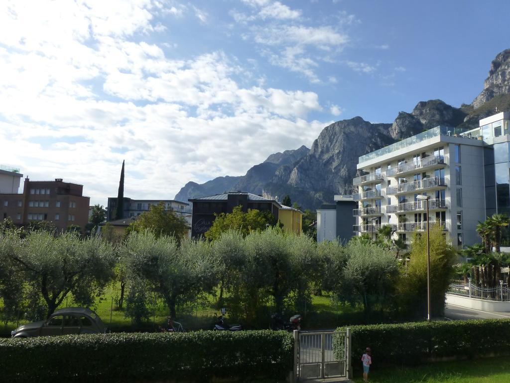 Appartamento Lombardi Riva del Garda Kültér fotó